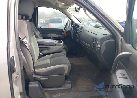 2008 Chevrolet Silverado 1500 Lt1 from USA, damaged, VIN 1GCEC19C08Z228670